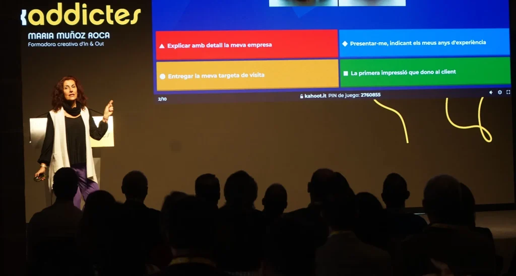 T'agrada interactuar a les conferències?
